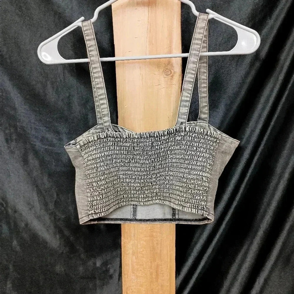 Stylish Denim Crop Top - Picture 9 of 9